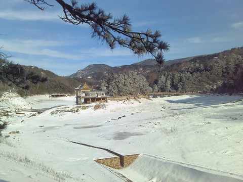 廬山雪景