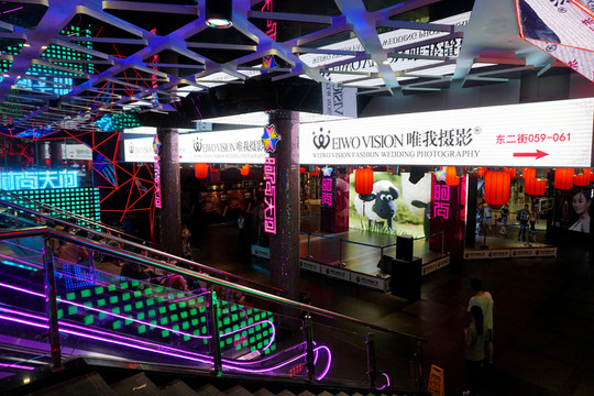 潮流店裝飾
