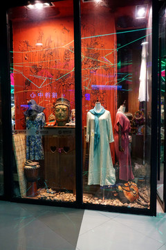 傳統(tǒng)中國(guó)服裝店