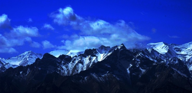 雪山