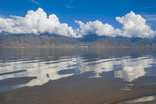 永勝程海湖