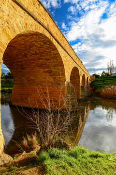 石拱橋