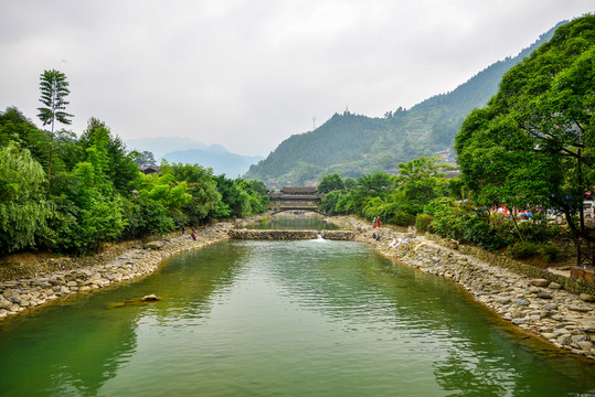 苗寨風雨橋