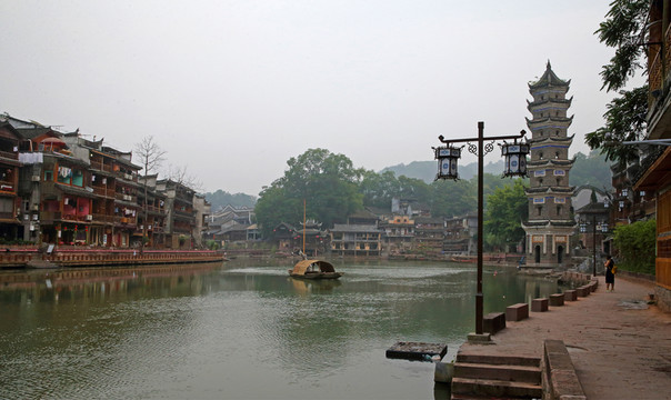邊城鳳凰