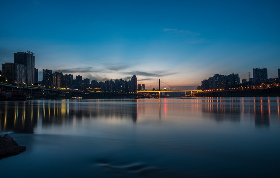 嘉陵江石門大橋