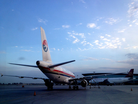 機(jī)場(chǎng)