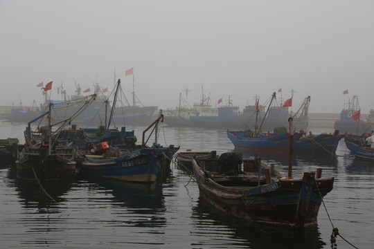 漁船 大霧