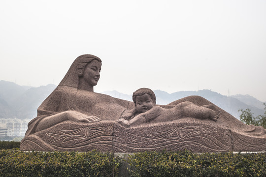 蘭州黃河母親雕像
