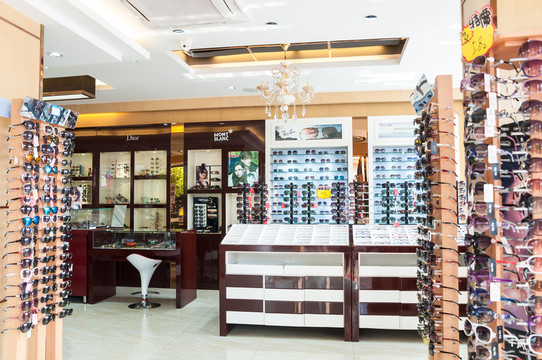 眼鏡店