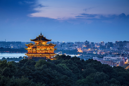 杭州城隍閣夜景