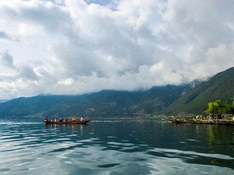 瀘沽湖