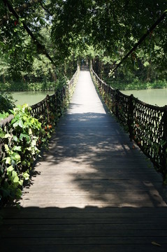 吊橋
