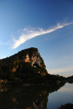 桂林穿山