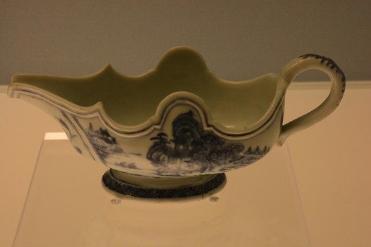 景德鎮(zhèn)窯青花山水圖醬汁杯