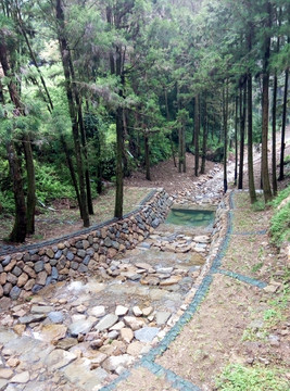 山澗小溪