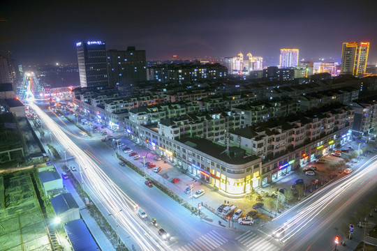 小城夜色