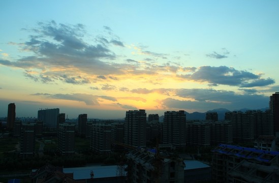 晚霞 海景房