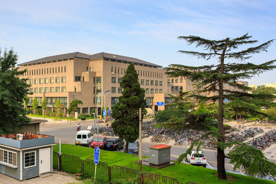 北京大學(xué)校園風(fēng)光北大人口研究所