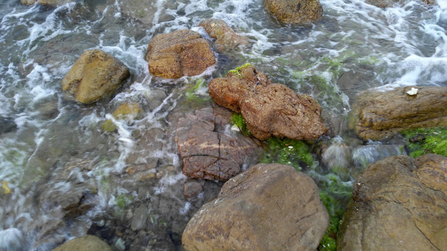 海邊石頭