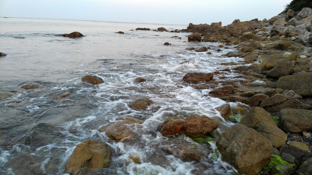 海邊石頭
