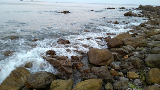 海邊石頭