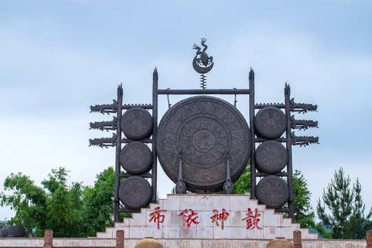 布依神鼓