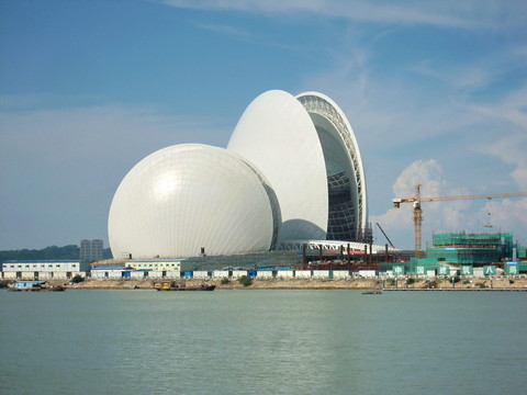 在建的珠海歌劇院