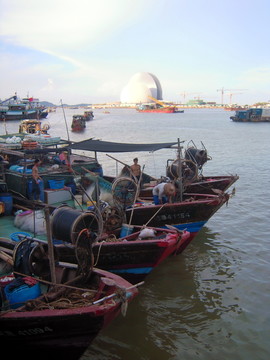 珠海香洲漁港水域景色