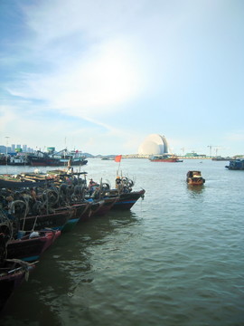 珠海香洲漁港水域景色