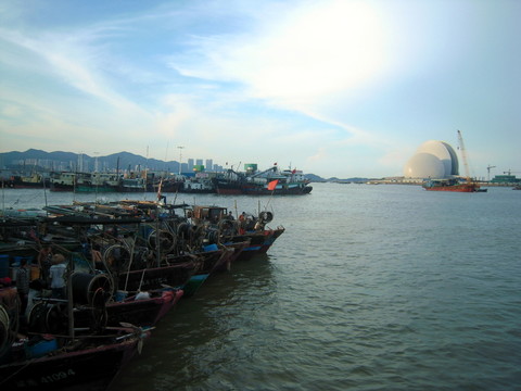珠海香洲漁港水域景色