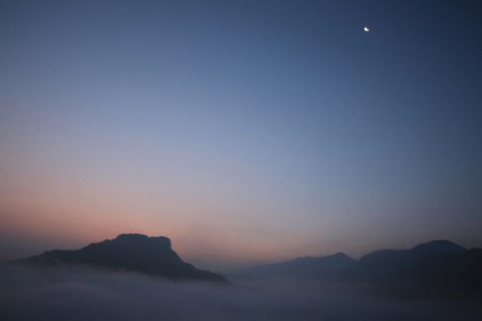 晨霧