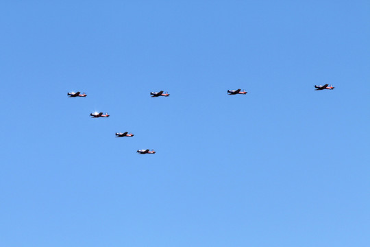 抗戰(zhàn)紀(jì)念閱兵飛行編隊(duì)