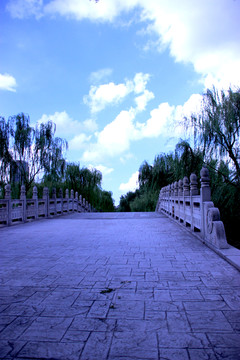 橋面 藍(lán)天