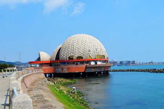 青島灣海上皇宮