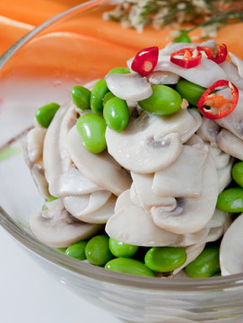 毛豆燒蘑菇