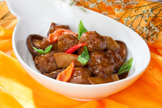 香菇肉圓