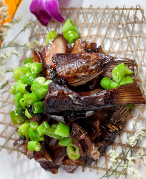 臘肉熏魚