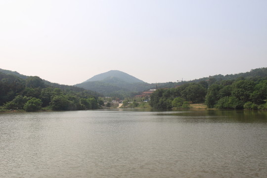 相隱寺