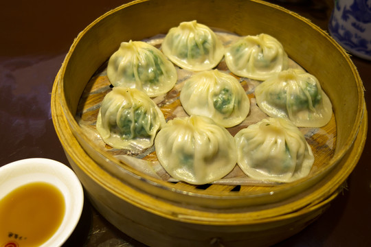七寶鎮(zhèn)薺菜湯包