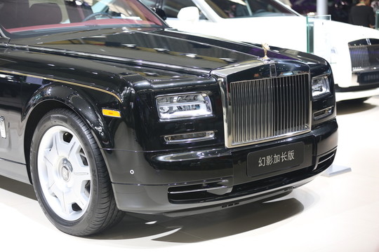 高級轎車