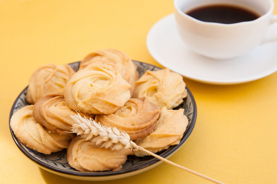 點(diǎn)心麥穗與咖啡
