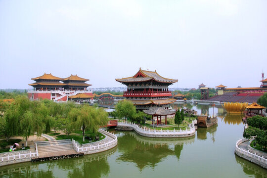 清明上河園