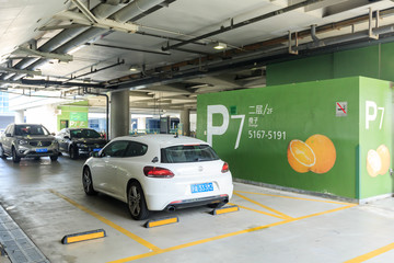停車位 停車庫