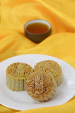 中秫月餅