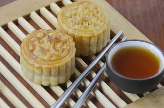 中秫月餅