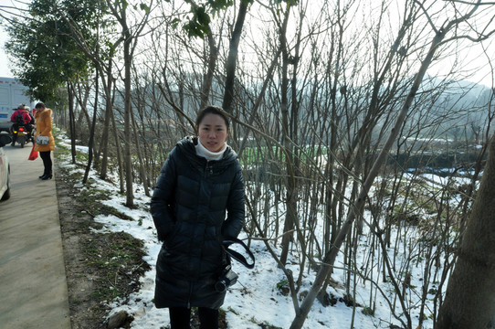雪地女孩