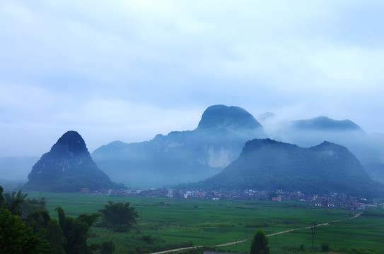 鄉(xiāng)村