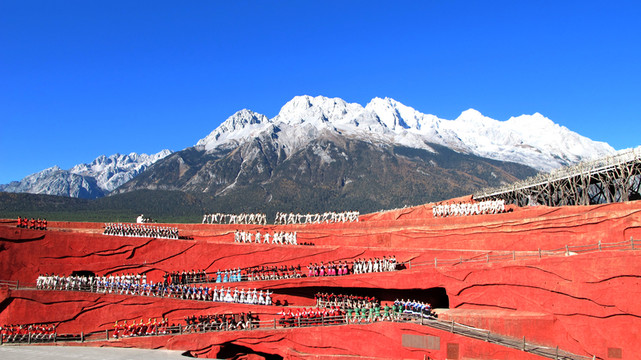 麗江露天劇場(chǎng) 玉龍雪山