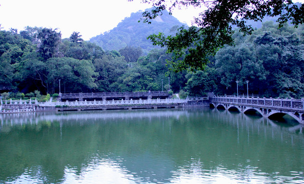 湖泊風(fēng)光