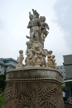 小天使雕像 蘇州母子中心